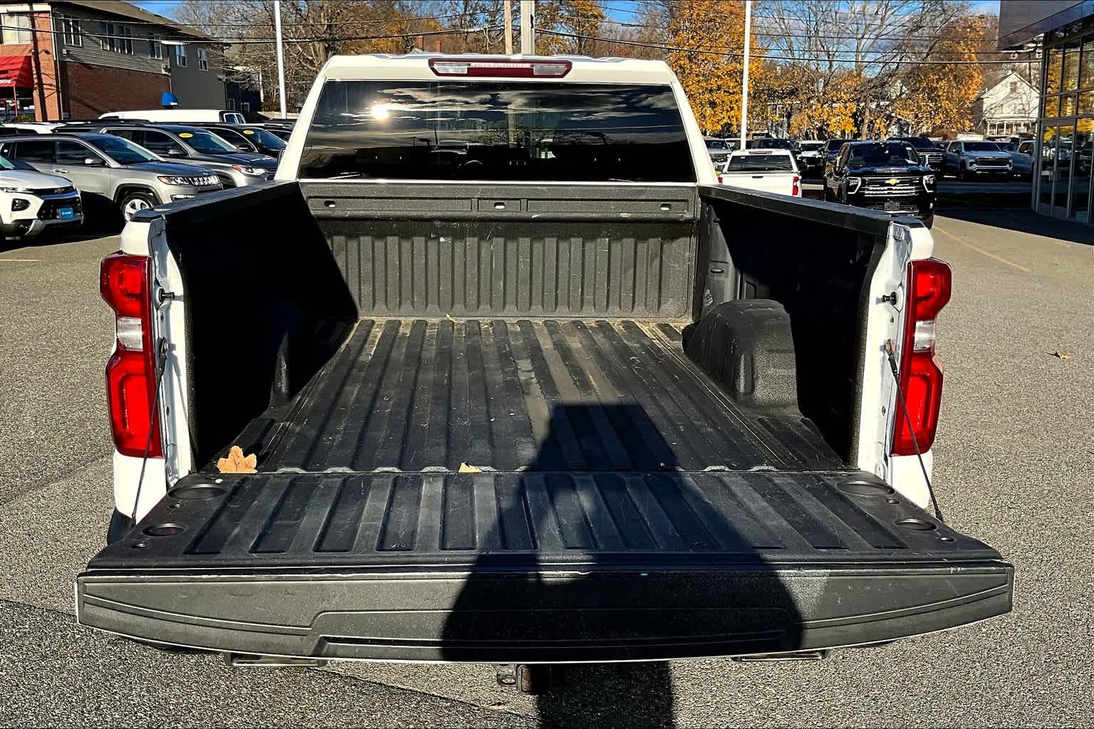 2019 Chevrolet Silverado 1500 Custom Trail Boss 4WD Crew Cab 147 - Photo 28