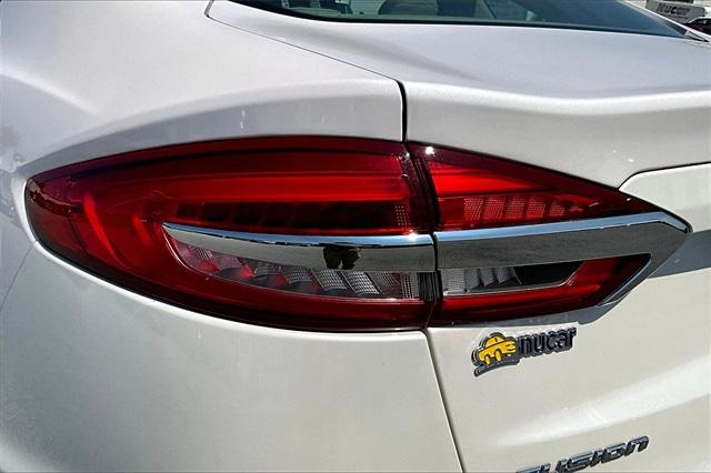 2020 Ford Fusion SE - Photo 25