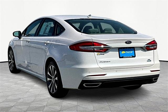 2020 Ford Fusion SE - Photo 4