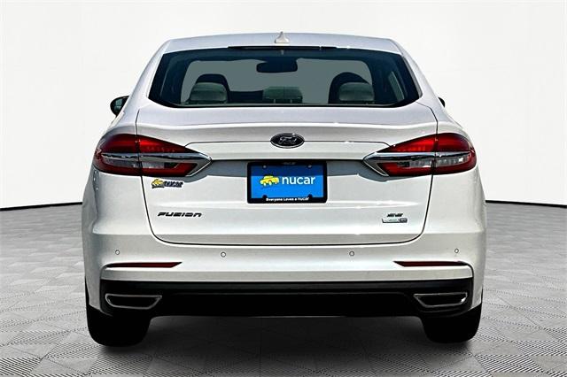 2020 Ford Fusion SE - Photo 5