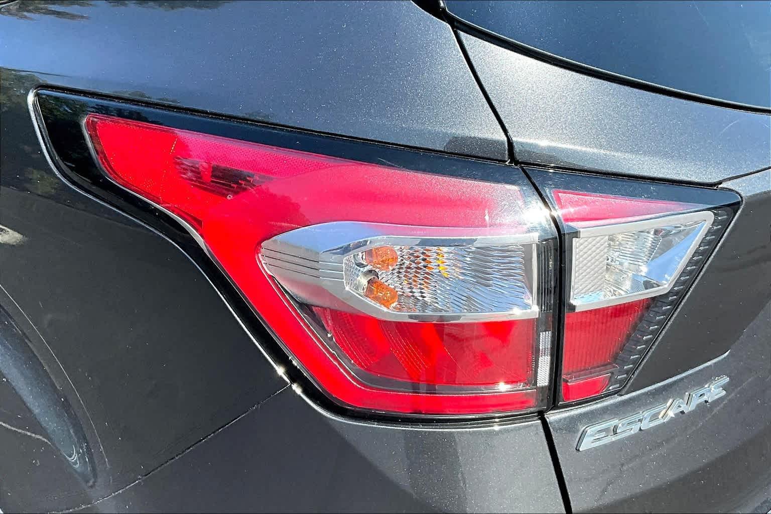 2018 Ford Escape Titanium - Photo 32