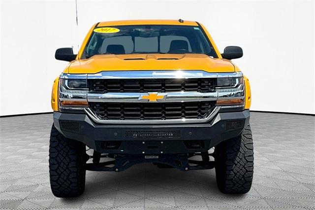 2017 Chevrolet Silverado 1500 LT - Photo 2