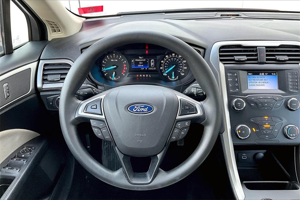 2020 Ford Fusion S - Photo 17