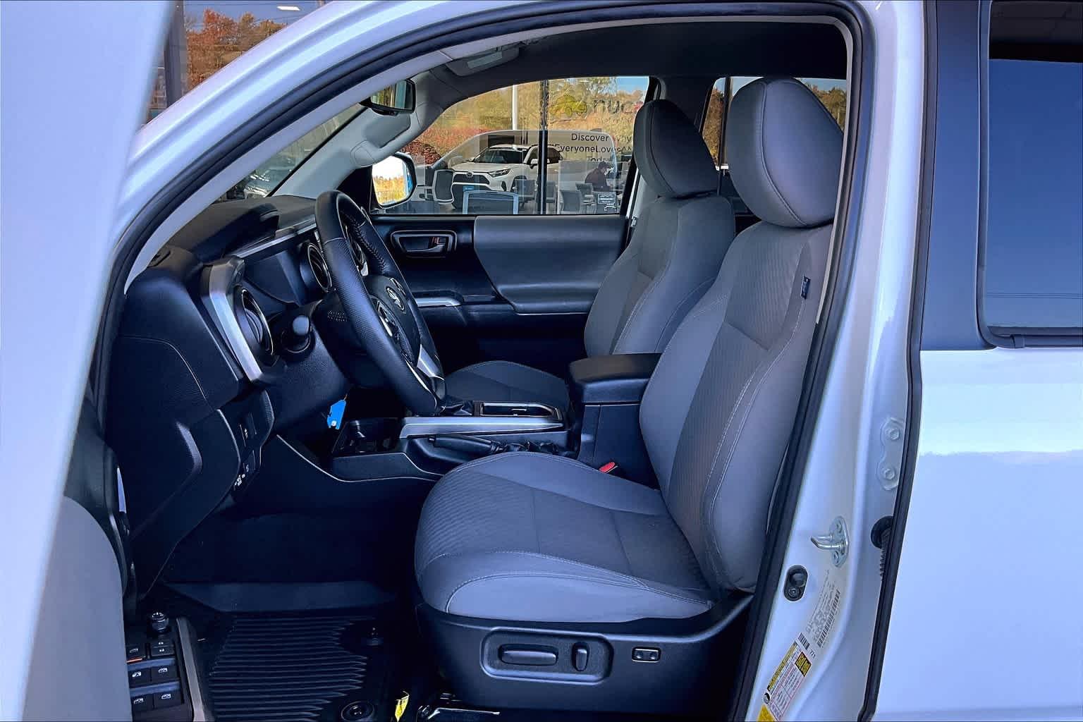 2021 Toyota Tacoma SR5 Double Cab 5 Bed V6 AT - Photo 10