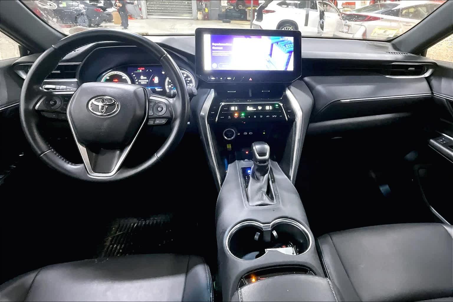 2023 Toyota Venza XLE - Photo 9