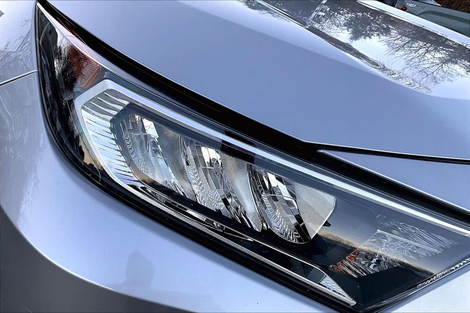 2020 Toyota RAV4 XLE - Photo 31