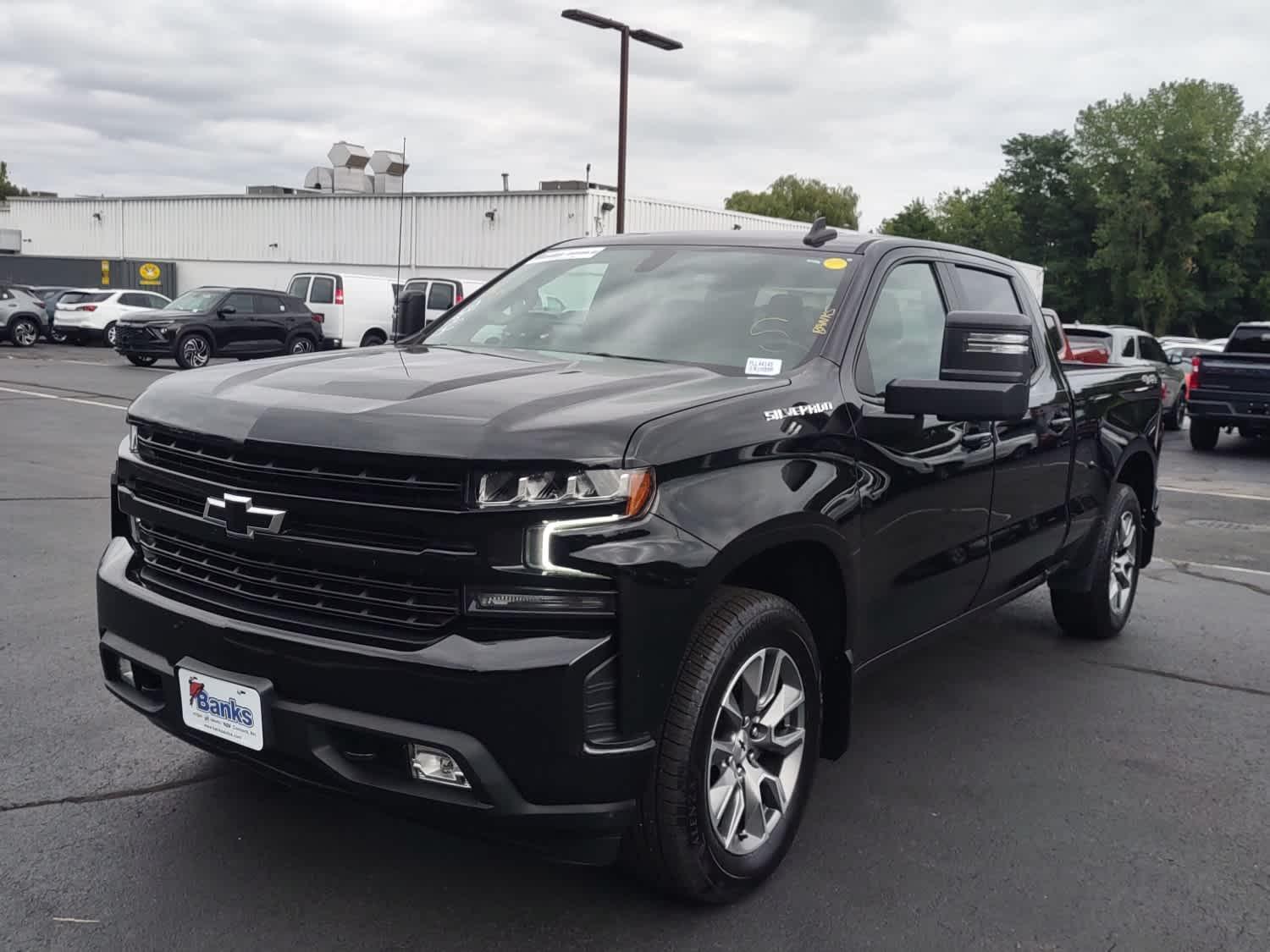 2021 Chevrolet Silverado 1500 RST 4WD Crew Cab 147 - Photo 3