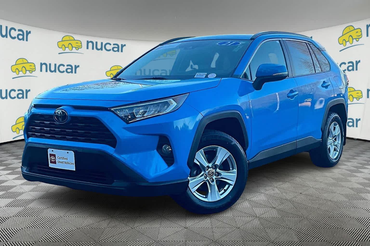 2021 Toyota RAV4 XLE - Photo 3