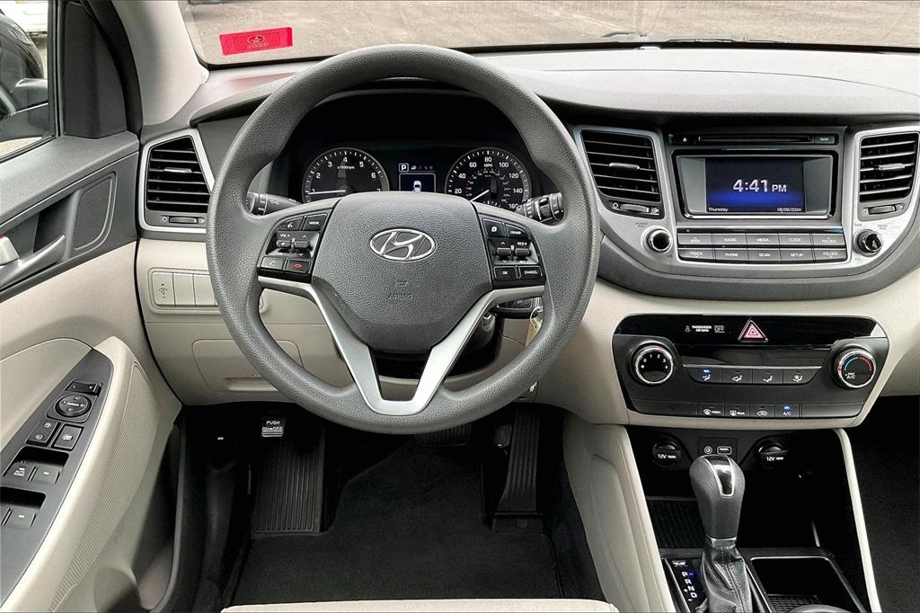 2018 Hyundai Tucson SE - Photo 17