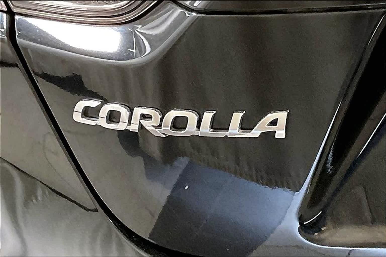 2020 Toyota Corolla LE - Photo 26