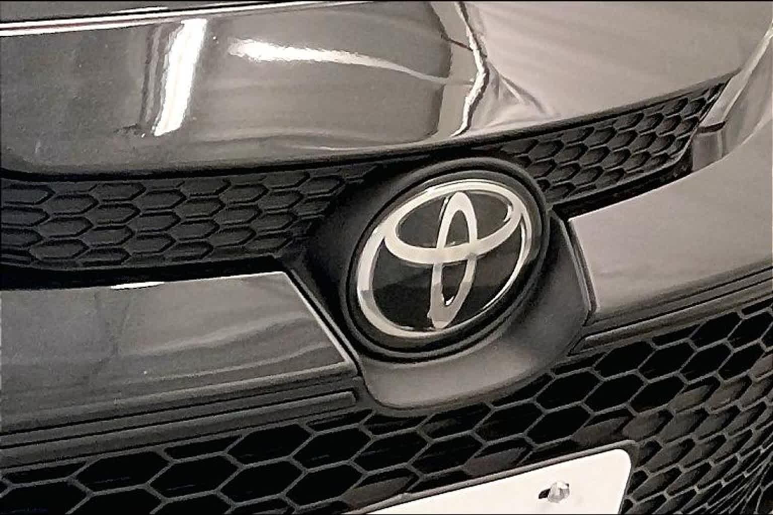 2020 Toyota Corolla LE - Photo 29