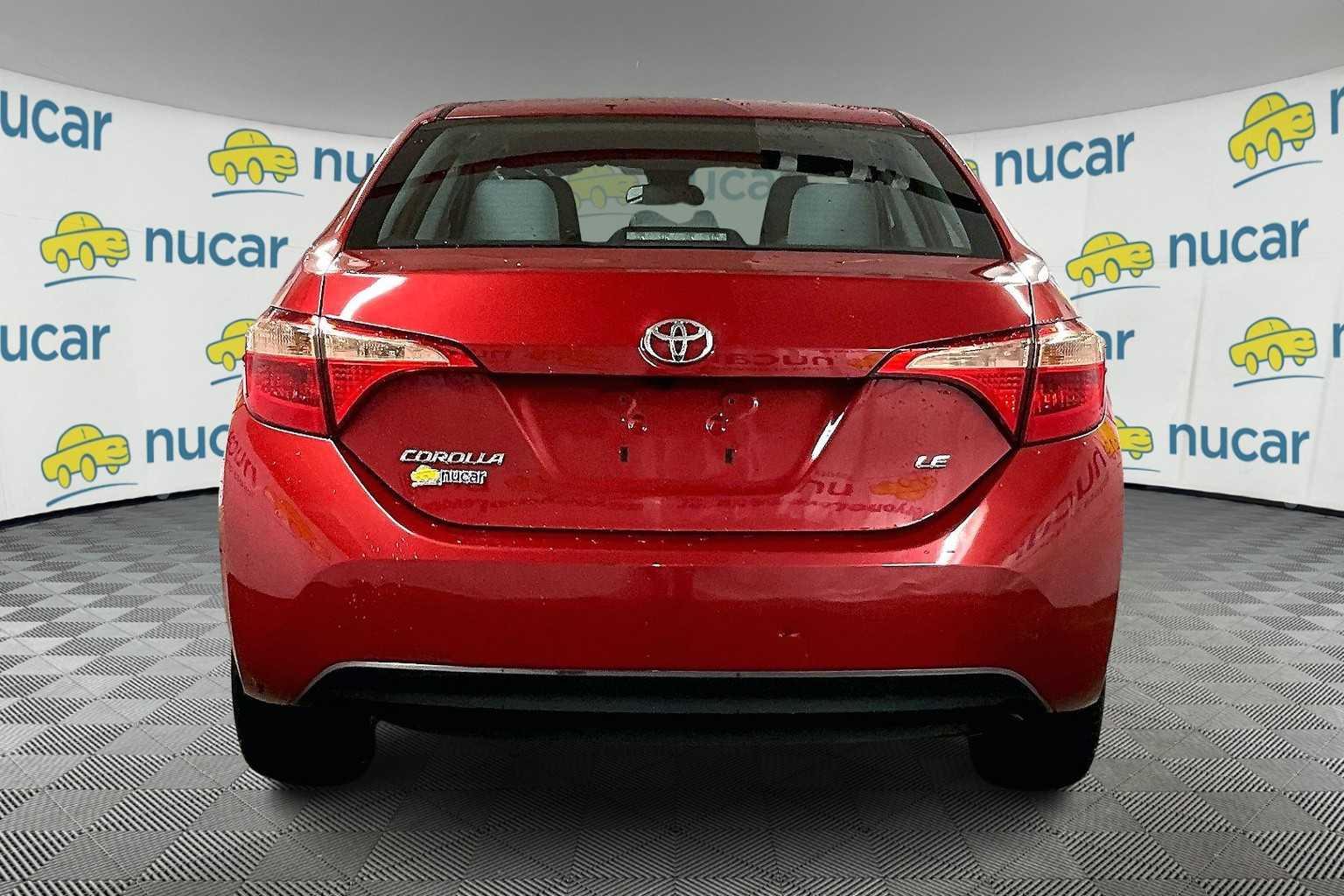 2017 Toyota Corolla LE - Photo 5