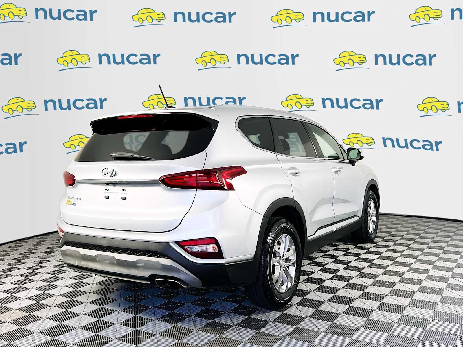 2019 Hyundai Santa Fe SE - Photo 7