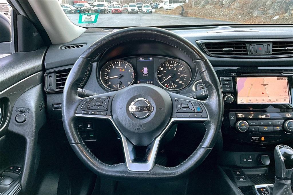 2019 Nissan Rogue SV - Photo 17