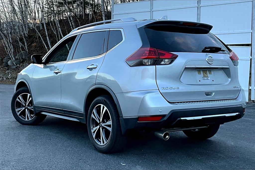 2019 Nissan Rogue SV - Photo 4