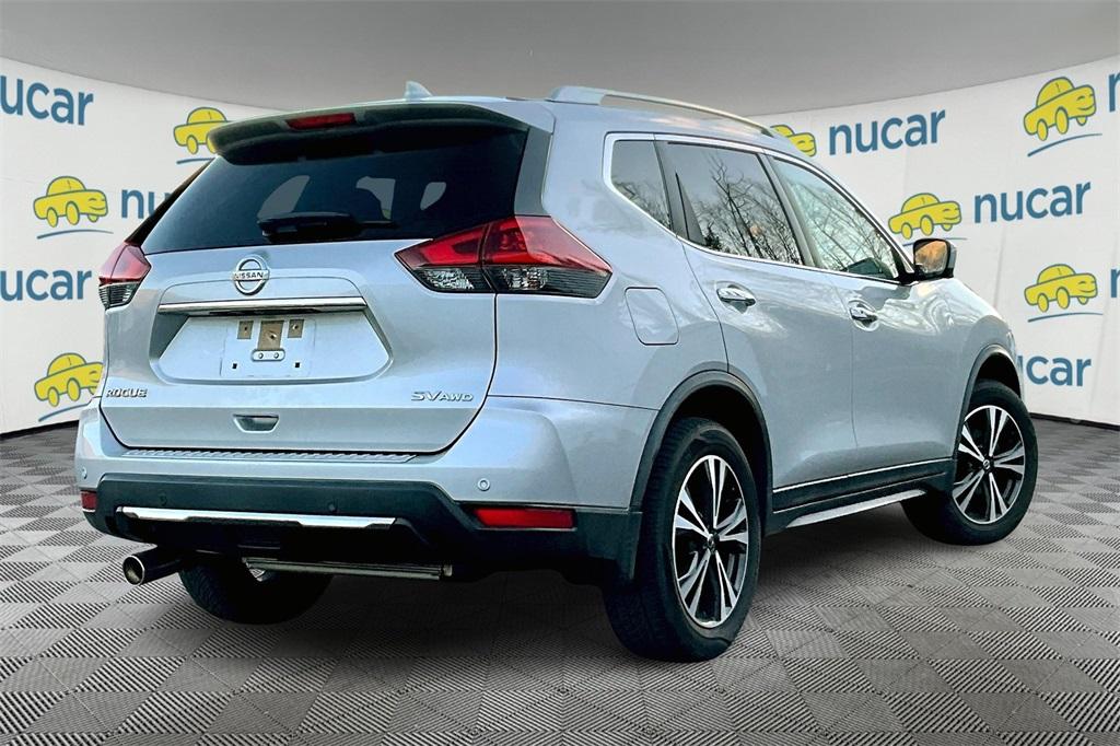 2019 Nissan Rogue SV - Photo 6