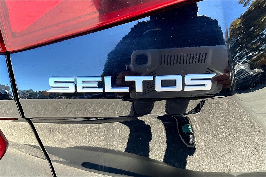 2023 Kia Seltos LX - Photo 27