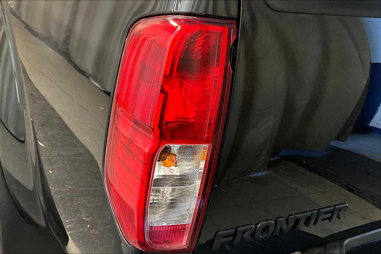 2021 Nissan Frontier SV - Photo 33