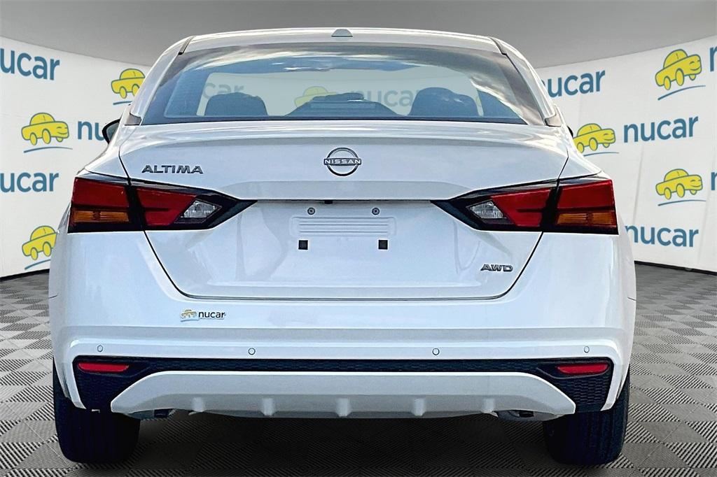 2025 Nissan Altima 2.5 SV - Photo 5