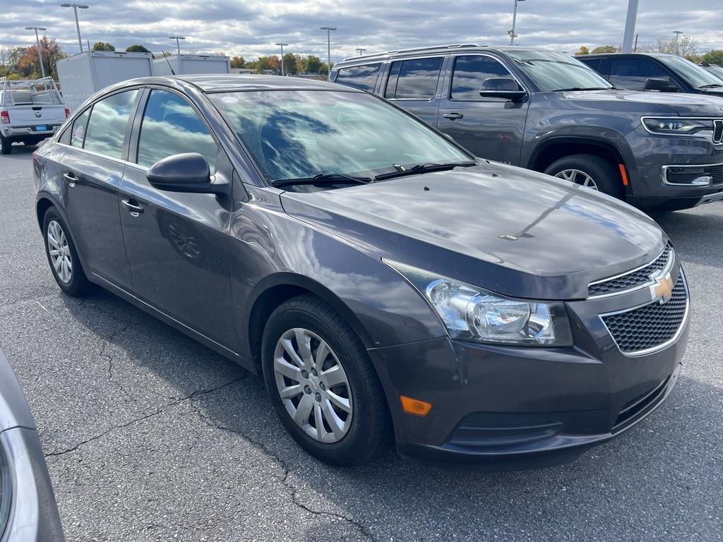 2011 Chevrolet Cruze 1LT - Photo 2