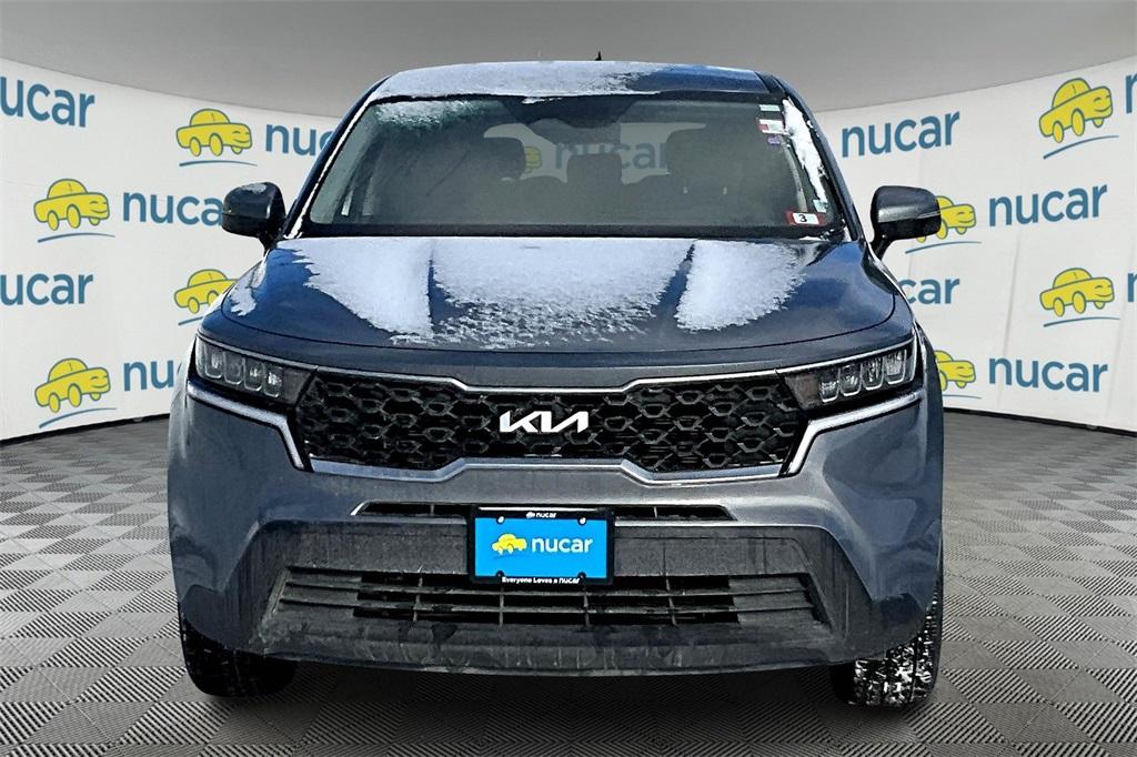 2023 Kia Sorento LX - Photo 2