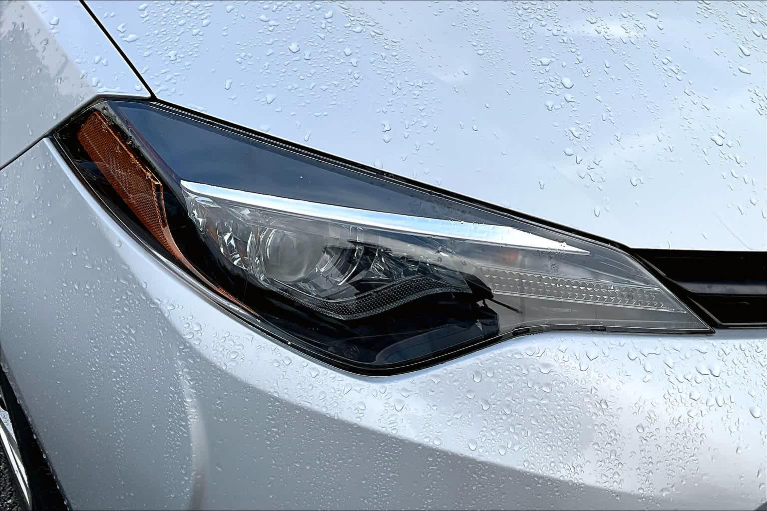 2019 Toyota Corolla LE - Photo 32