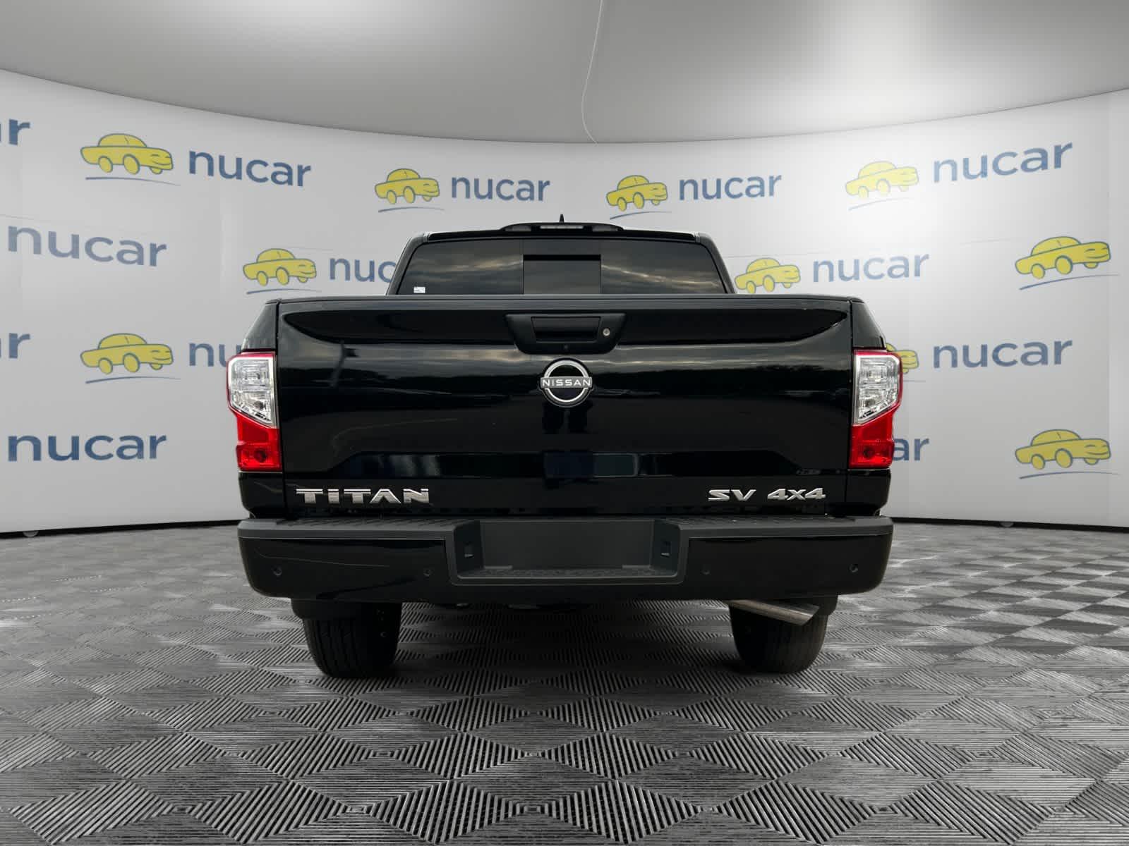 2024 Nissan Titan SV 4x4 Crew Cab - Photo 6