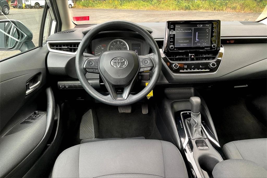 2021 Toyota Corolla LE - Photo 17