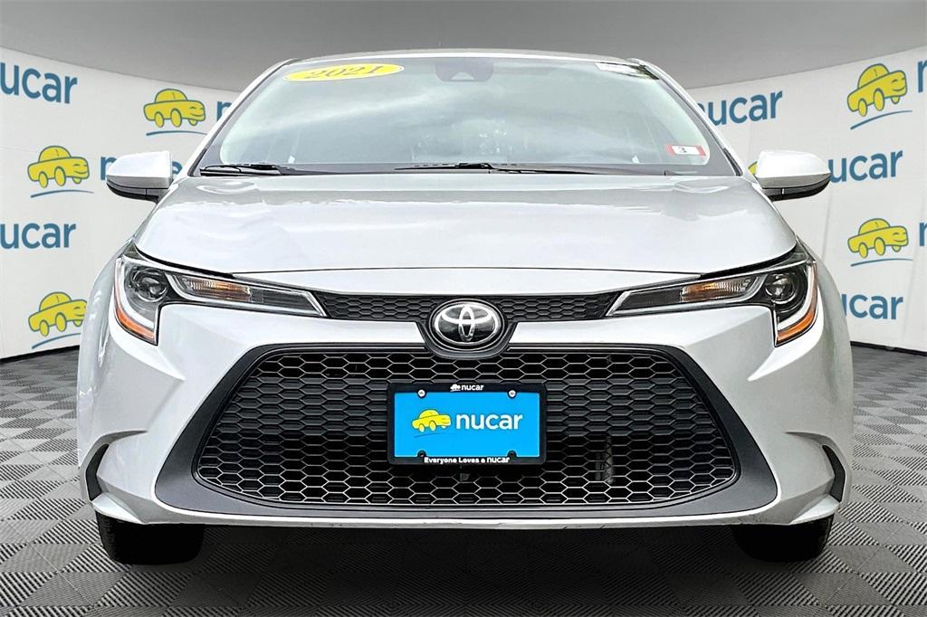 2021 Toyota Corolla LE - Photo 2