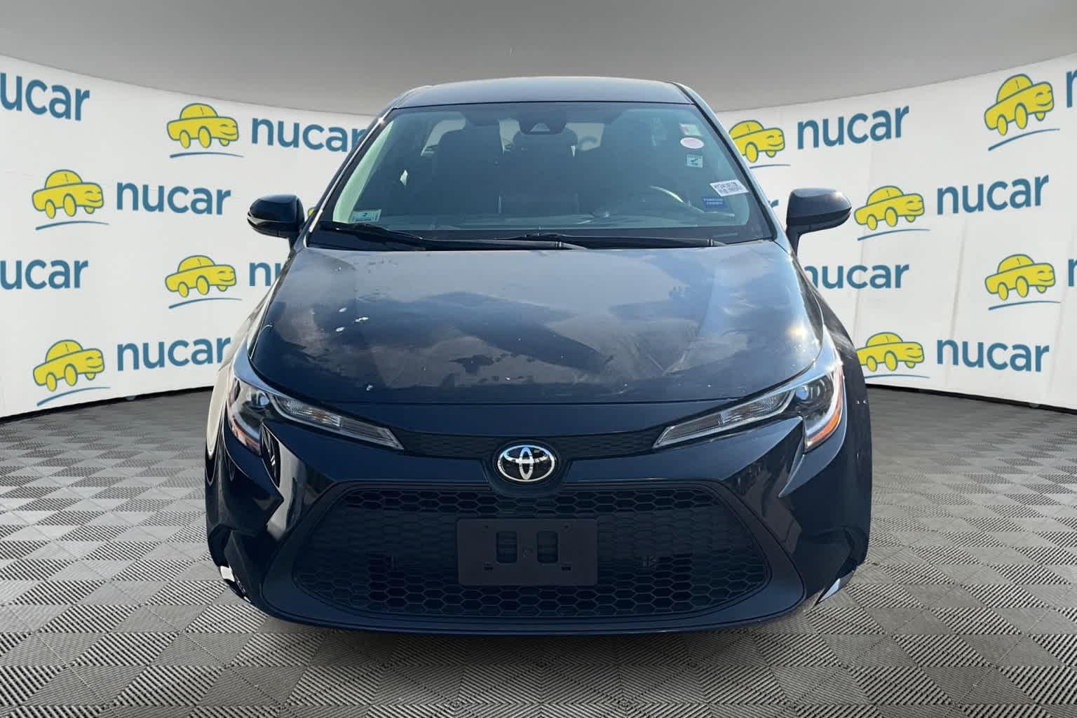 2021 Toyota Corolla LE - Photo 2