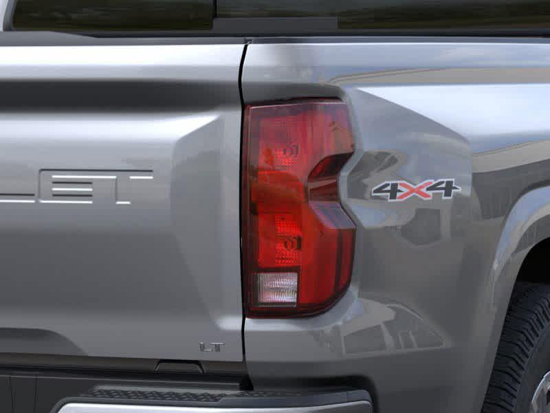 2024 Chevrolet Colorado 4WD LT Crew Cab - Photo 11