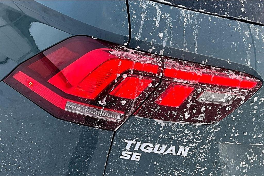 2021 Volkswagen Tiguan 4 Motion SE - Photo 31