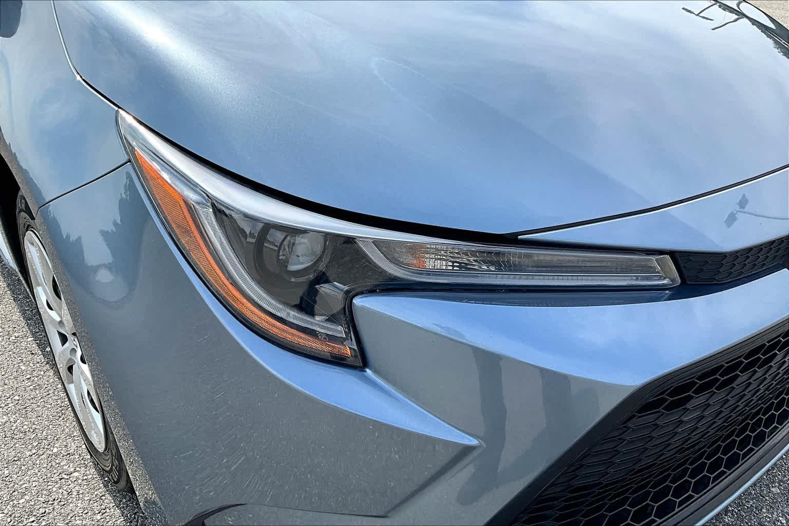 2022 Toyota Corolla LE - Photo 32