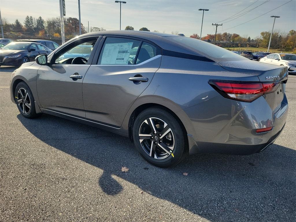 2025 Nissan Sentra SV - Photo 3