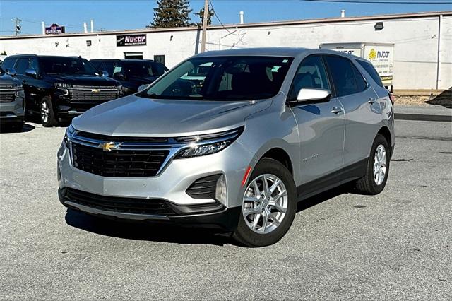 2022 Chevrolet Equinox LT - Photo 2