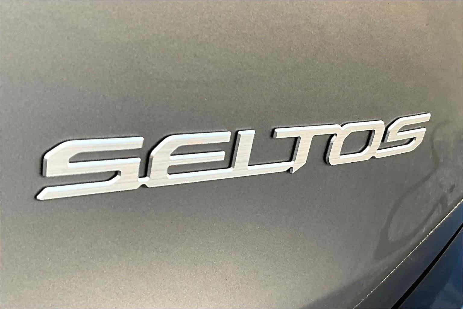 2024 Kia Seltos SX - Photo 26