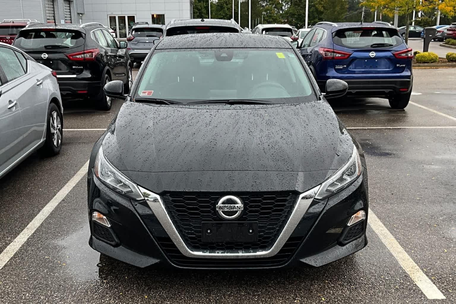 2021 Nissan Altima 2.5 SV - Photo 2