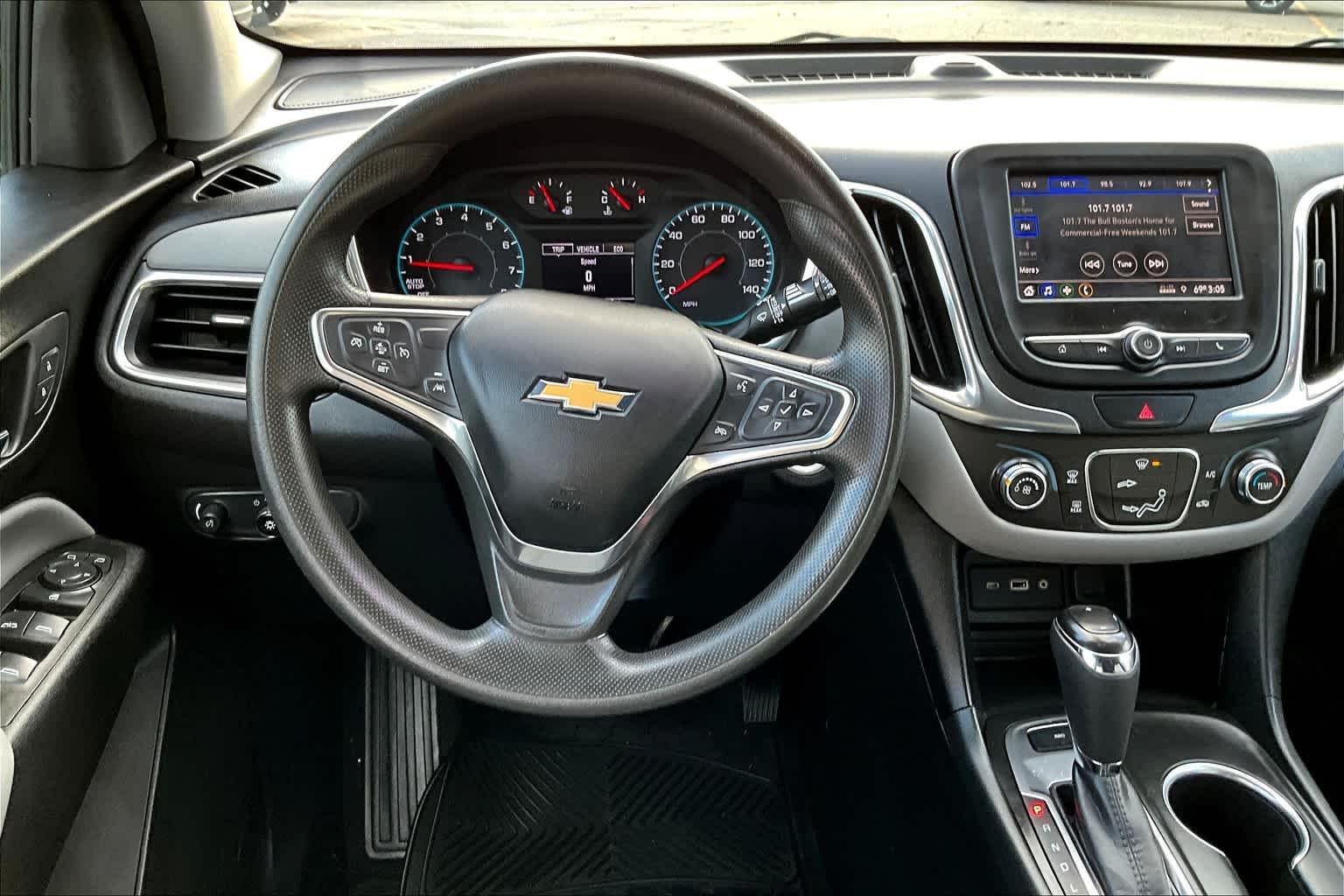 2021 Chevrolet Equinox LS - Photo 17