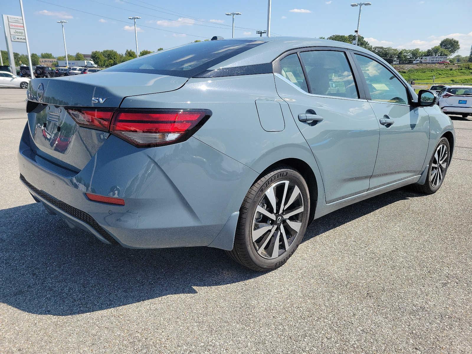 2024 Nissan Sentra SV - Photo 4