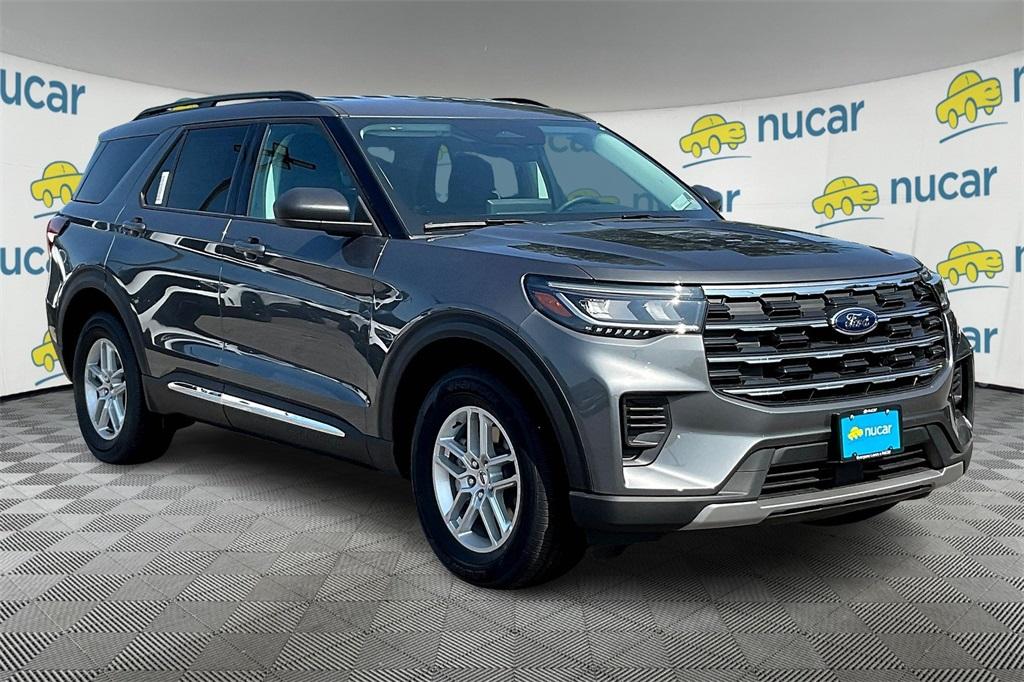 2025 Ford Explorer Active - Photo 1