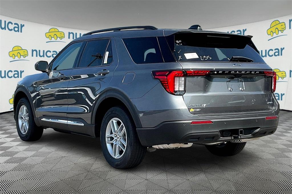 2025 Ford Explorer Active - Photo 4