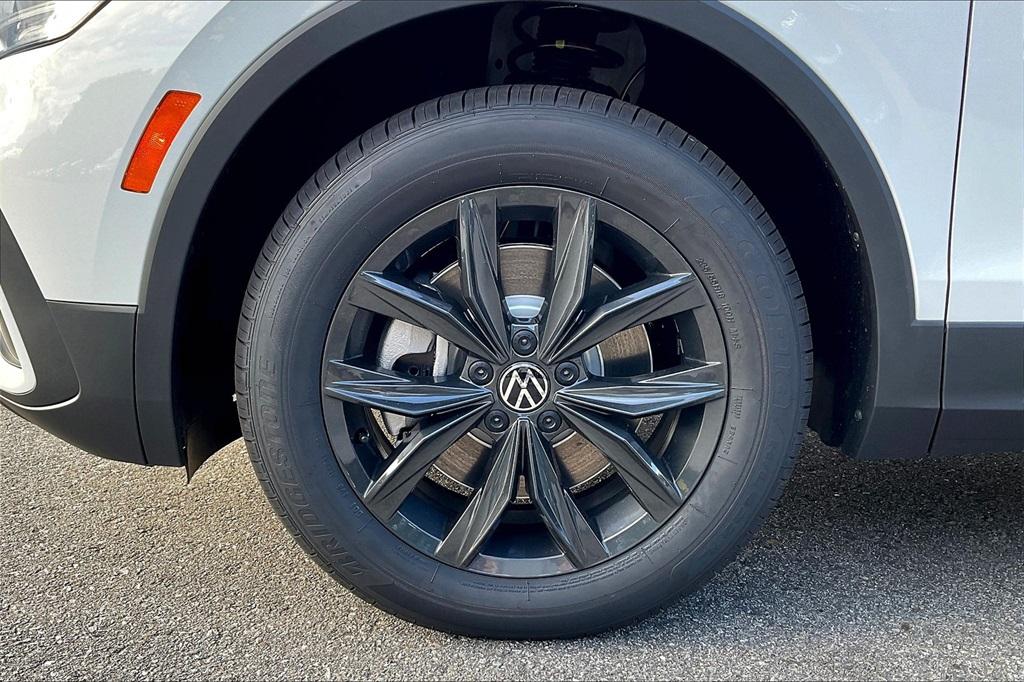 2024 Volkswagen Tiguan 2.0T SE - Photo 7