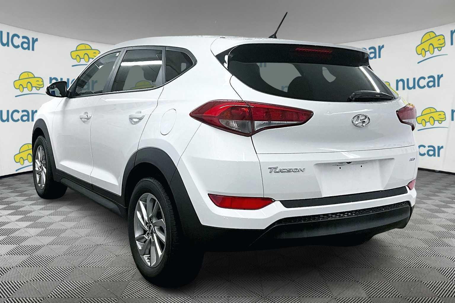 2018 Hyundai Tucson SE - Photo 4