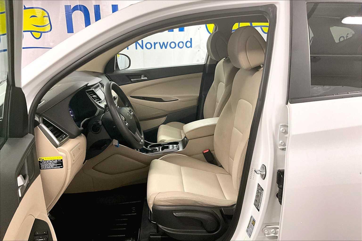 2018 Hyundai Tucson SE - Photo 10